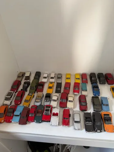 Carrinho de coleções originais