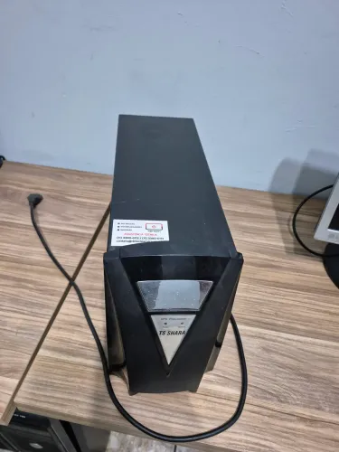 Nobreak Ts Shara 1700VA UPS Bivolt (não segura carga)