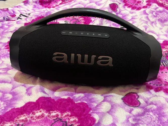 Caixa de som aiwa boombox