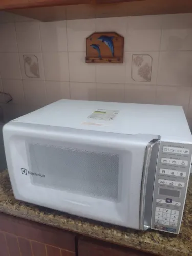 Micro-ondas Branco Electrolux 34L