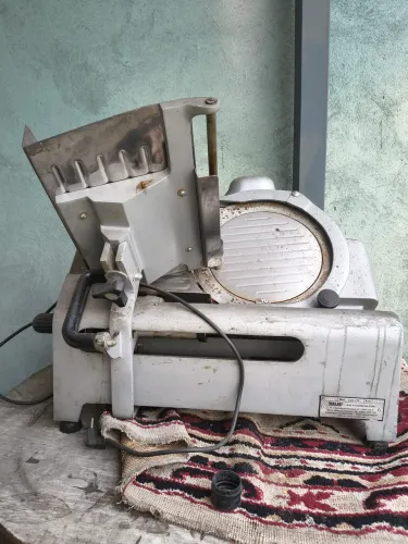 Vendo cortador de frios