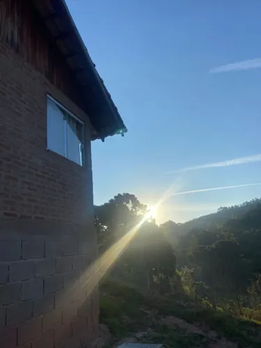 Um Cantinho do Céu! Linda Chácara com 2.000m², situada em Delfim Moreira/MG