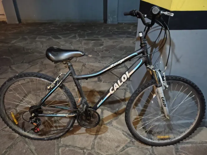 bicicleta caloi rouge confort