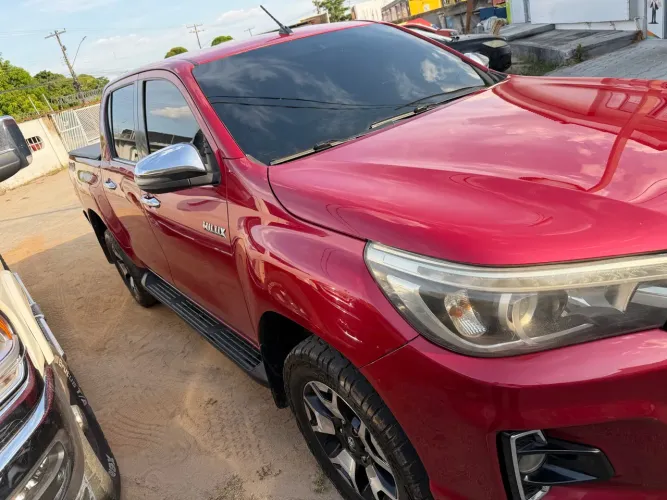 Toyota Hilux CD SRX 4X4 2.8 TDI 16V Diesel Aut. 2019