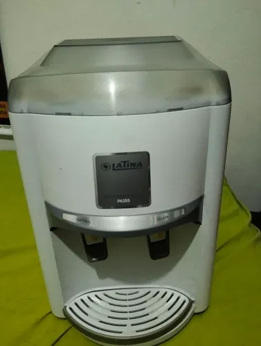 FILTRO PURIFICADOR DE ÁGUA LATINA FUNCIONANDO 