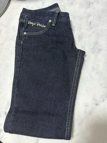 Calça jeans marcar Damyller Denis