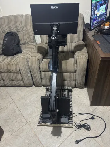 Cockpit resistente + G29 trueforce + monitor 144hz