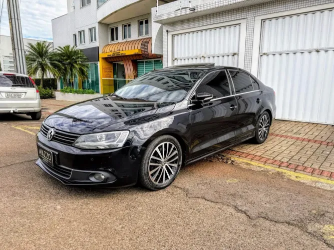 Volkswagen Jetta Highline 2.0 TSI 16V 4P Tiptronic 2014