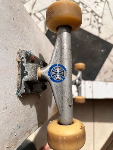 Skate INDEPENDENT