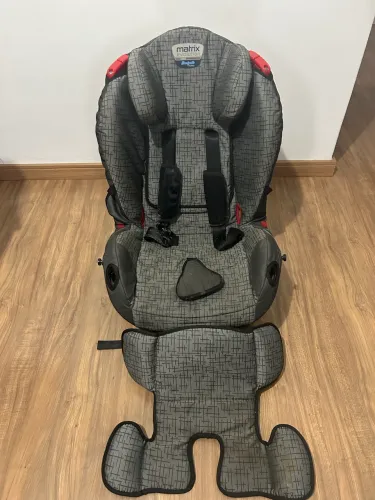 Cadeira para Auto Burigotto Matrix Evolution K 0 a 25kg - Excelente Estado