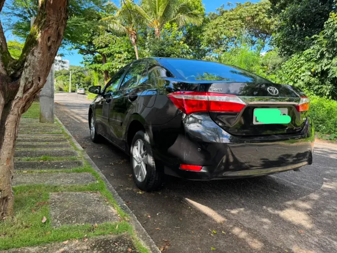 Toyota Corolla GLI 1.8 Flex 16V Aut. 2015