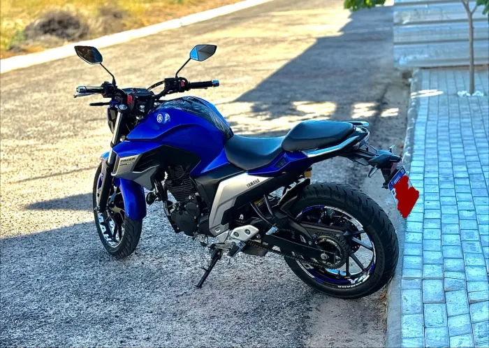FZ25 2021 IMPECÁVEL