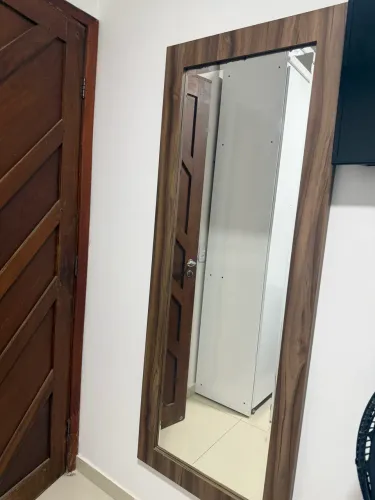 VENDO ESPELHO CORPO INTEIRO 