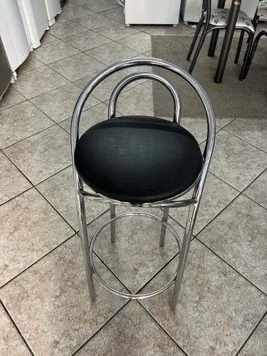 Banqueta preta