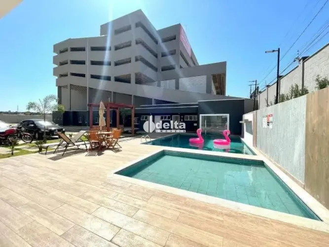 Apartamento com 2 quartos disponível para locação no bairro Martins em Uberlândia-MG