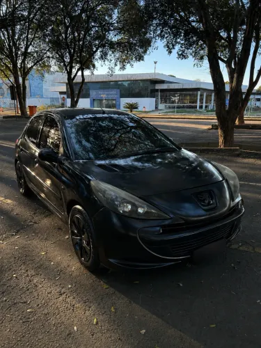 Peugeot 207 XR 1.4 Flex 8V 5P 2012