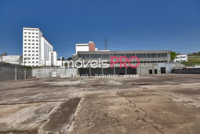 Galpão Comercial 258m² para Locação no Jaguaré