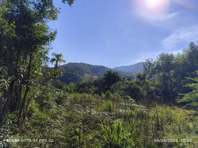 Terreno em Águas Mornas