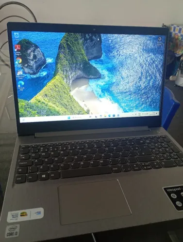 Notebook i3 8GB de memória ram