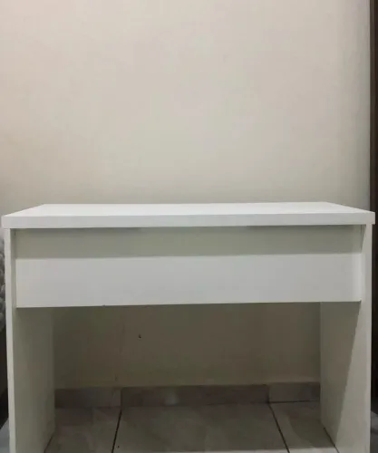 Mesa de escrivaninha