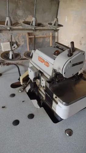 máquina de costura