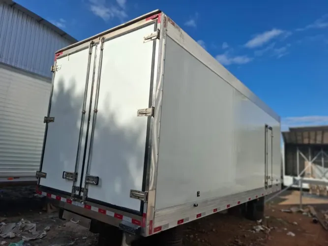 baú frigorífico truck 14 paletes 2020