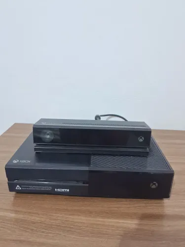 Xbox One 500GB + Kinect - Funcionando Perfeitamente