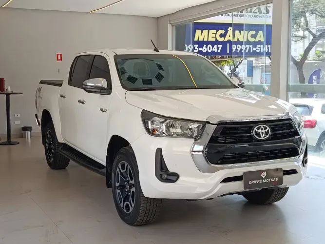 Toyota Hilux 2023