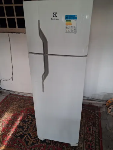 Geladeira Electrolux Duplex. Entrego.