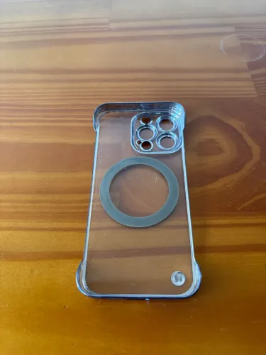 Capa Transparente MagSafe para iPhone Pro Max