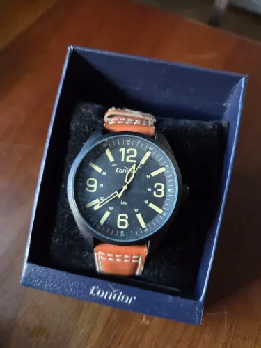 Relógio Condor pulseira de couro 