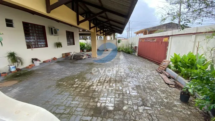 EVORA VENDE. IMOVEL COMERCIAL INSTITUTO - Estação