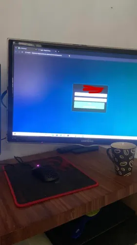 Monitor Samsung (Compacto e funcional)