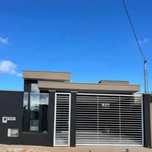 Casa 3q C/ piscina aceita troca em apartamento