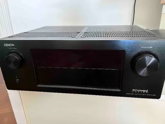 Receiver Denon AVR X-4000, estado de novo