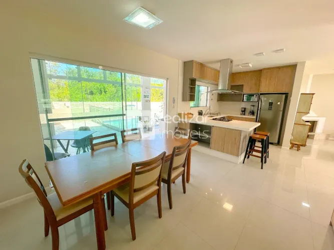 Casa 4 quartos no bairro Ponta Das Canas Florianópolis