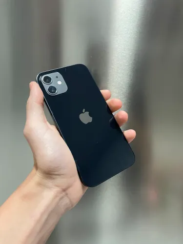 iPhone 12 Meia Noite