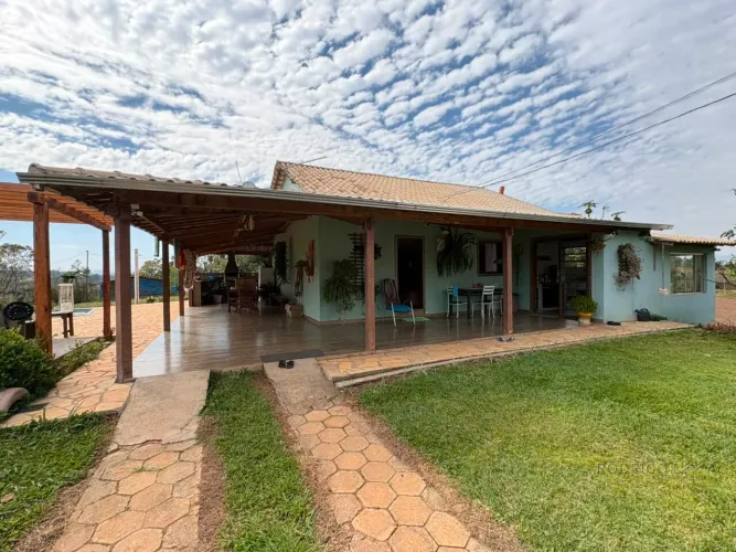 Sítio para venda em Dom Viçoso MG