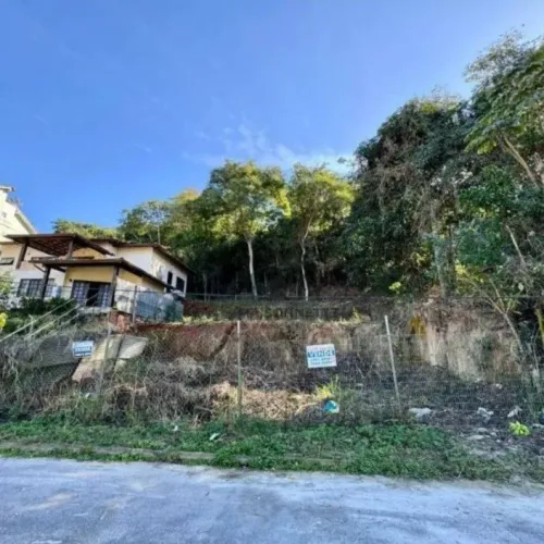 Terreno 750m2 Fundos para Reserva