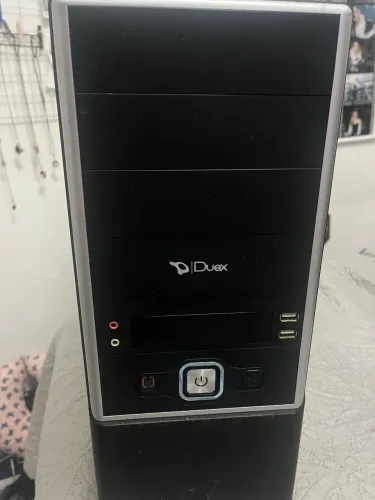 Computador Antigo CPU Preta para Sucata / Retirada de Peças