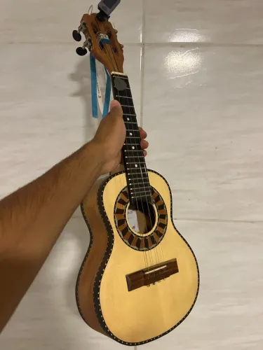 Cavaquinho Medeiros