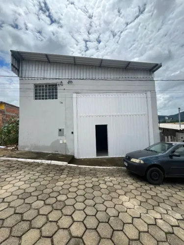 Galpão em São Sebastião da Bela Vista - MG, 9 x 20 m - 180 m2 - Primeira locação