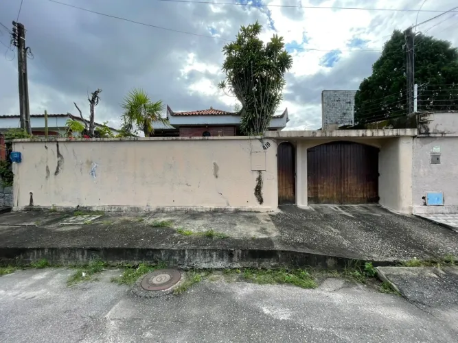 Casa à venda na Vila União, Fortaleza