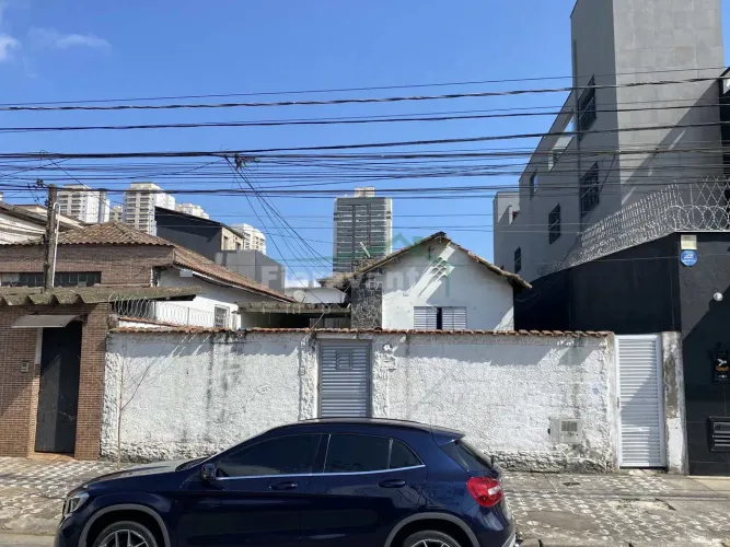 Terreno 10 X 35,60 na Ponta da Praia, Santos.