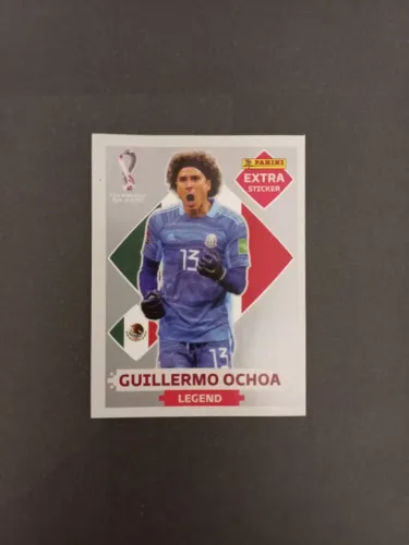 Figurinha extra Guillermo Ochoa prata/silver 2022