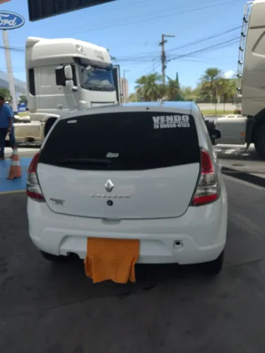 Renault Sandero Authentique Hi-flex 1.0 16V 5P 2014