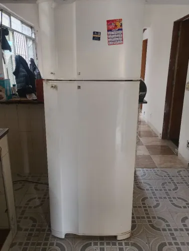 Geladeira Eletrolux super freezer Dc49a