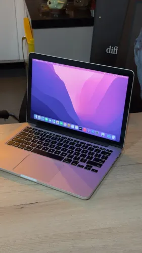 MacBook Pro 2015 | 8GB Ram | Intel Core i5 | 128GB SSD - Promoção! Bateria nova!