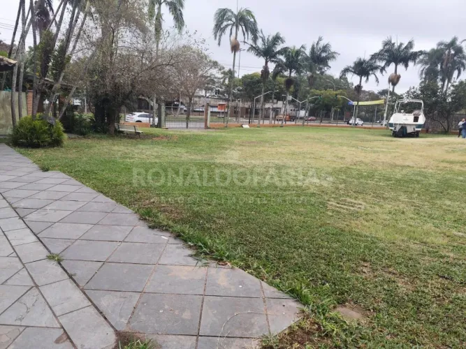 Terreno Comercial à venda em Interlagos 2.072 m²