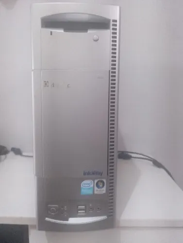 CPU Itautec pouco usada relíquia